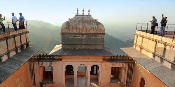 badal-mahal